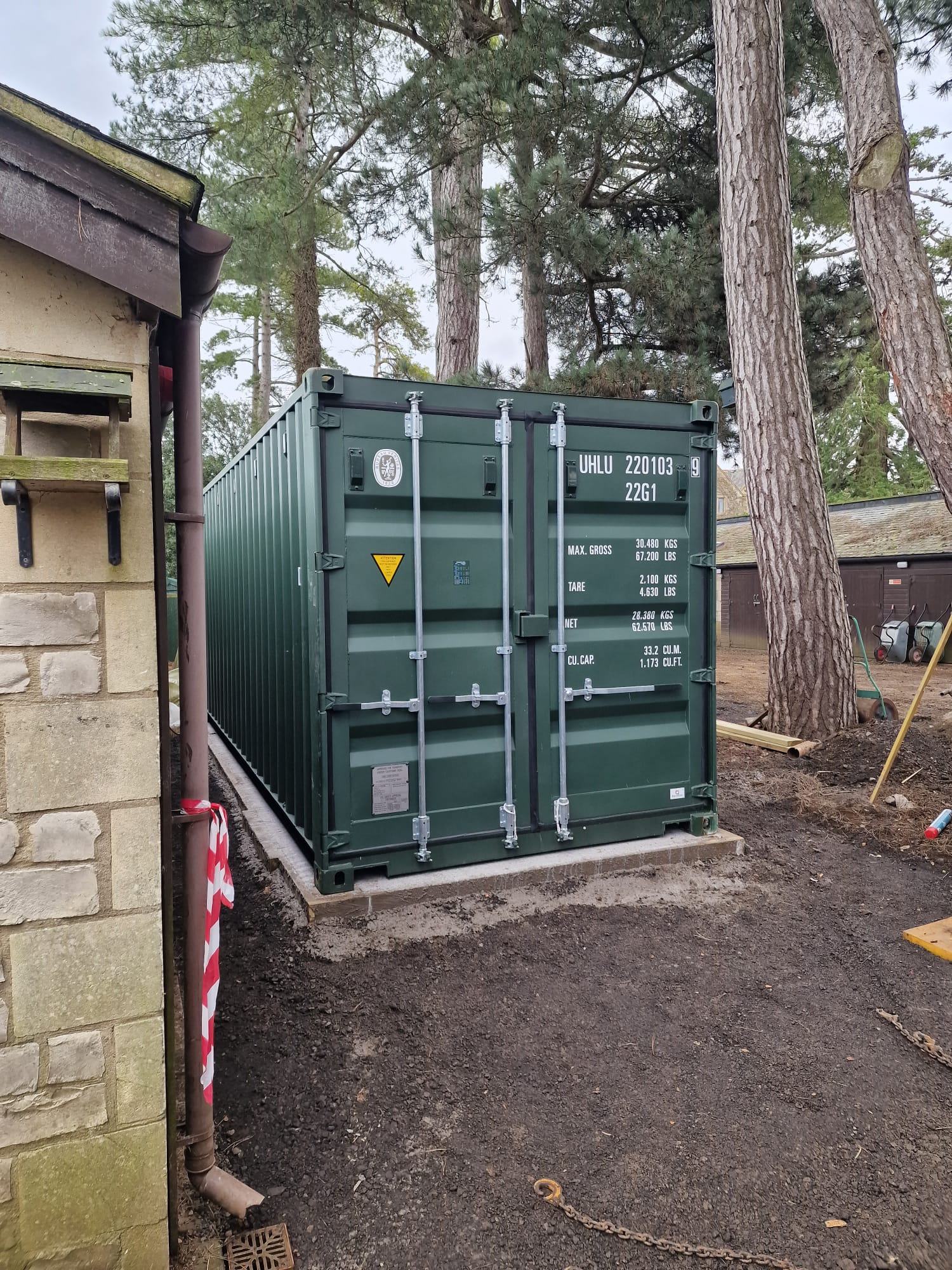 Unit Hire in woods