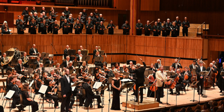London Philharmonic Orchestra in concert